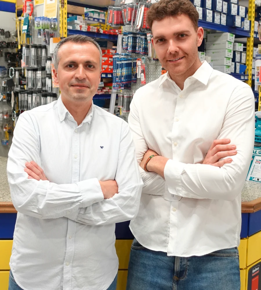 Equipo Bricovélez Ferretería Vélez Málaga_6